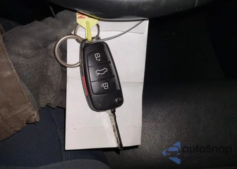 2018 Audi Q3 2.0T Premium/2.0T Sport Premium z USA, uszkodzony, nr VIN WA1ECCFS3JR000671